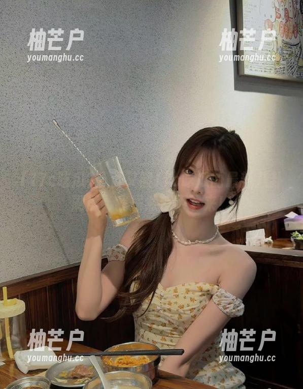 首页又被17c吃瓜的最新八卦刷屏，我居然停不下来！