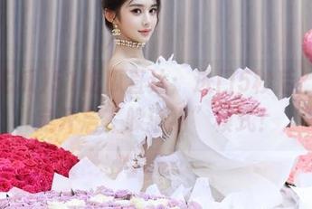 51吃瓜直达：进门5秒后，我决定开启“躲猫猫”模式！