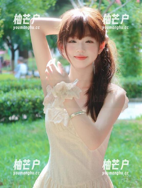 翼展的导航之下，51黑料社带你直达八卦的宇宙深处，心脏扑通扑通