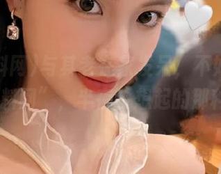 与其老在家发呆，不如去下载“51黑料网”，半夜会想起的那种神奇。