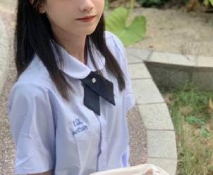 翻阅www.718sx.com网页的同时，心里不禁嘀咕：究竟有多少能被吃的瓜？