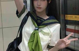 下载911吃瓜，和无聊说再见，八卦永远在线等你。