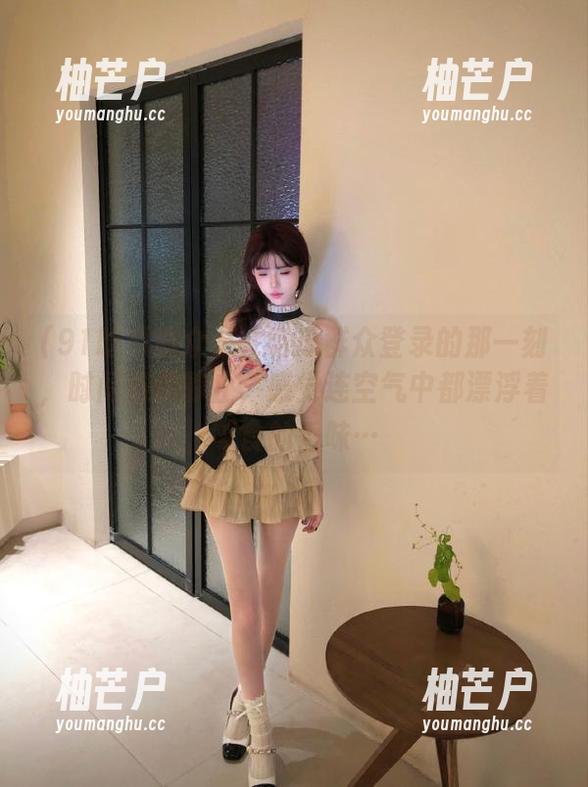 91吃瓜群众登录的那一刻，时间仿佛静止，感觉连空气中都漂浮着零食的香味…