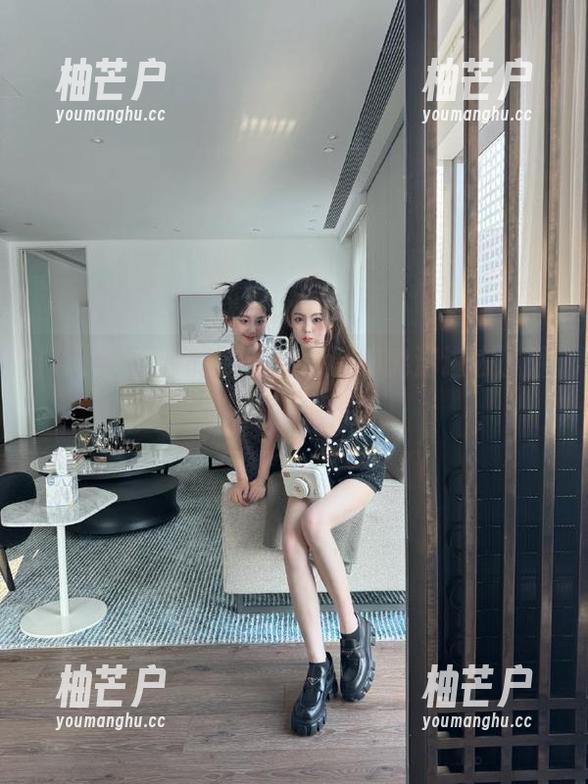 hlw的传送门，谁都能溜进去、溜出来，嘿嘿