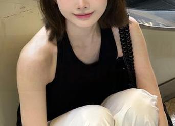 在“hlw”上翻了翻免费的瓜，竟然让我怀疑生活的真实？