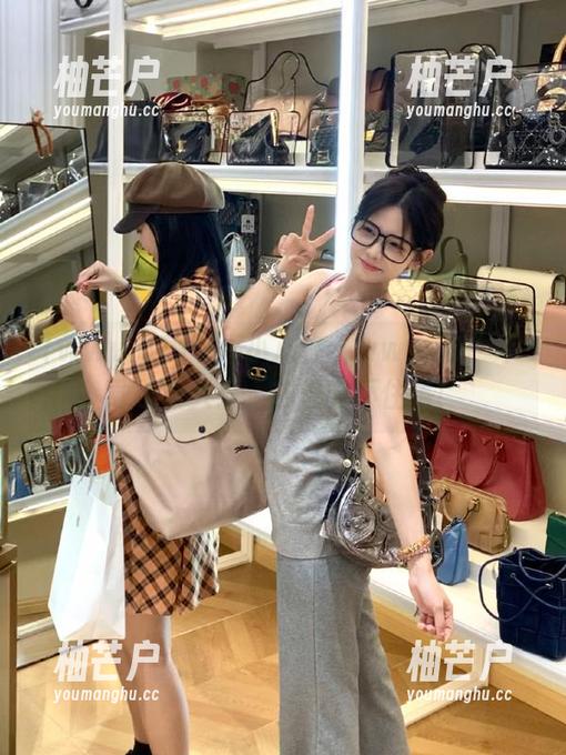 一不小心在“www51”下载了个大瓜，钱包受不住啊！