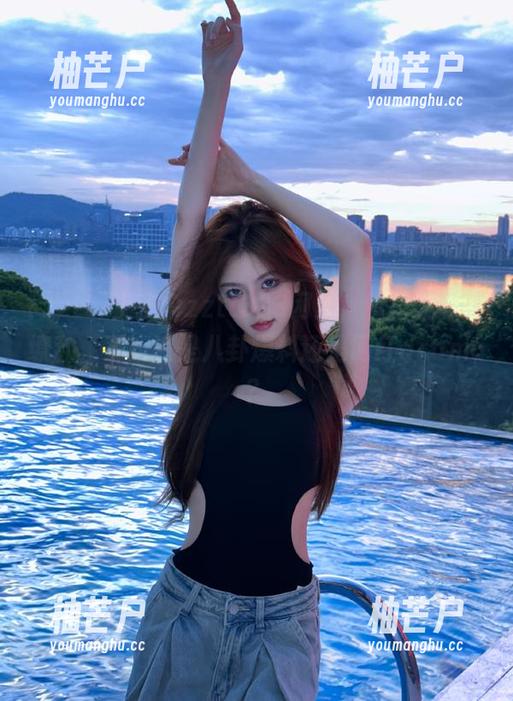 上了个zztt333网站，看得我眼花缭乱，不知道是八卦爆料还是网红drama？