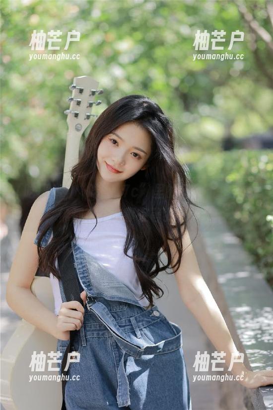 “吃瓜17c”里的每个链接，仿佛都有个故事在等我去揭开