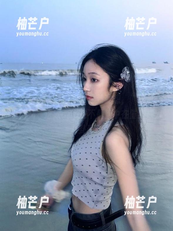 有时候我就想，“吃瓜免费网站”这款app是不是暗中在催我成为八卦帝？