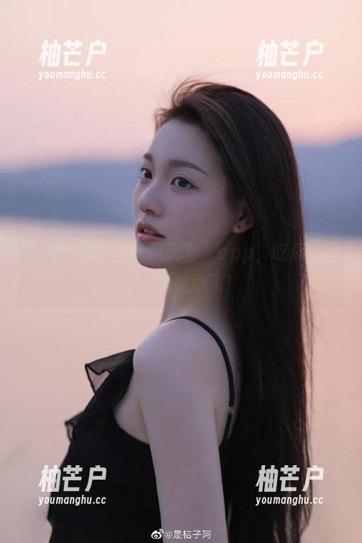 “吃瓜天堂”app，吃瓜不累，心情随意飞！