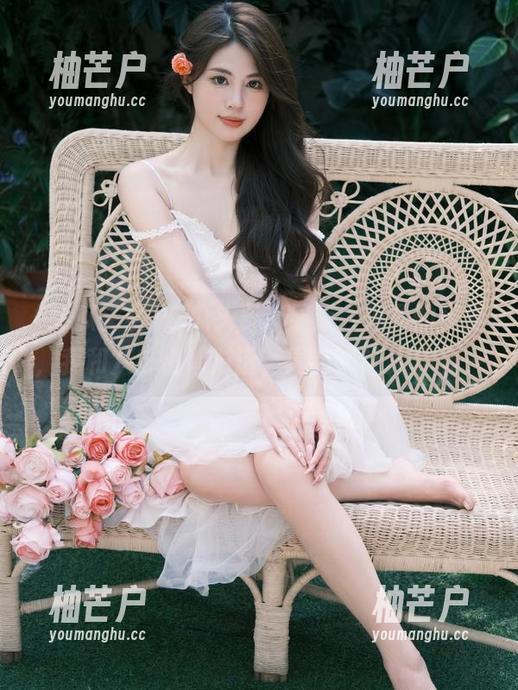 吃瓜头条苹果版，温柔的夜里，我和八卦悄悄对话，真有点让人分心～