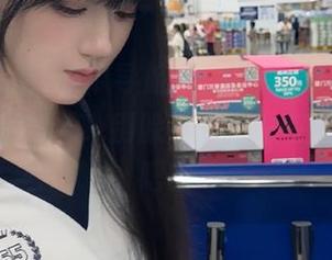 吃瓜导航里，分享已经成为一种沉默的潮流…别躲了，你也在默默关注吧？