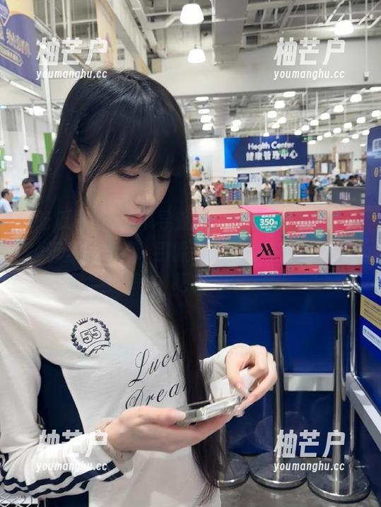 吃瓜导航里，分享已经成为一种沉默的潮流...别躲了，你也在默默关注吧？