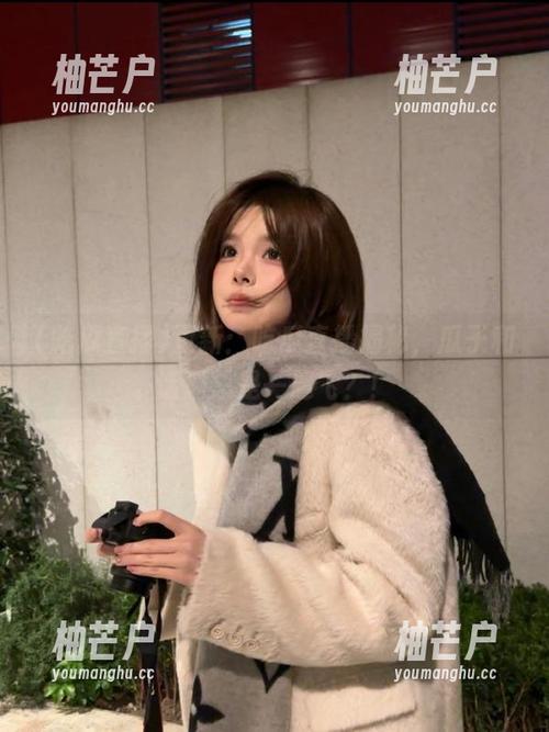 更新：吃瓜直播揭秘，瓜子和话题总是一起飞？！