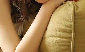 看视频、吃水果，这样的吃瓜福利你绝对想要来一发