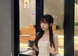 我只能感叹，“吃瓜网”这“网站”真是今天一出就惊动四方啊！