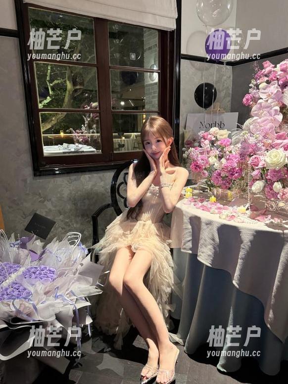 网曝黑料 网曝黑料更新:你们来这边等吃瓜吗?我这边已经开始咂舌了