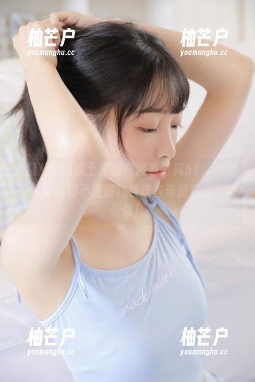 戴上耳机在线看黑料51，周围的人可能都不理解我被这些奇葩震撼到的表情！