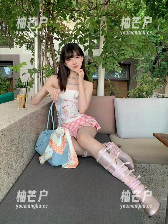 黑料不打烊 看到黑料不打烊网页版,心里默念:免费公告栏得立刻刷起来!