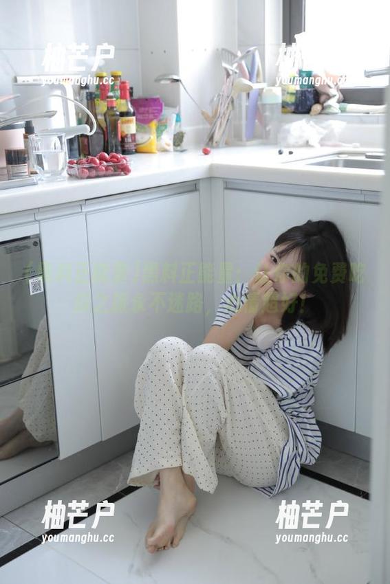 黑料正能量：让你的免费吃瓜之旅永不迷路，心情超好！