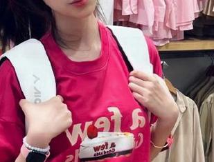 灵感来源于黑料正能量苹果版，永不迷路这件事，听上去不错但…一直有个怀疑。