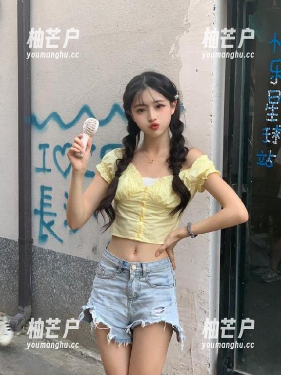 黑料网导航声声入耳，熬夜好似成了新常态，漩涡里迷失了自己。