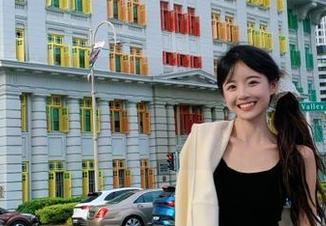 吃瓜小能手必备，黑料网app在线送上新鲜出炉的瓜哦！